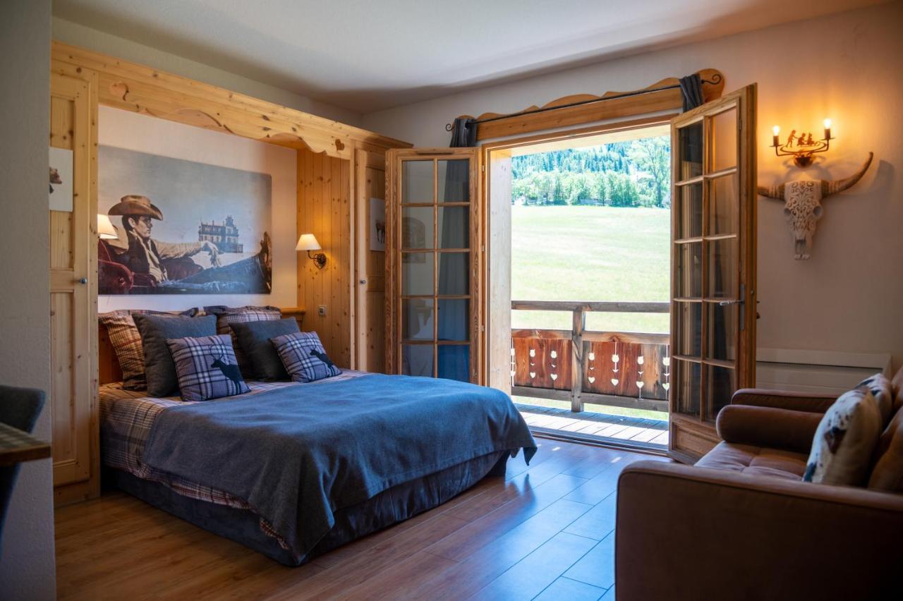 Montana Chalet Hotel & Spa Le Sauze Exterior photo