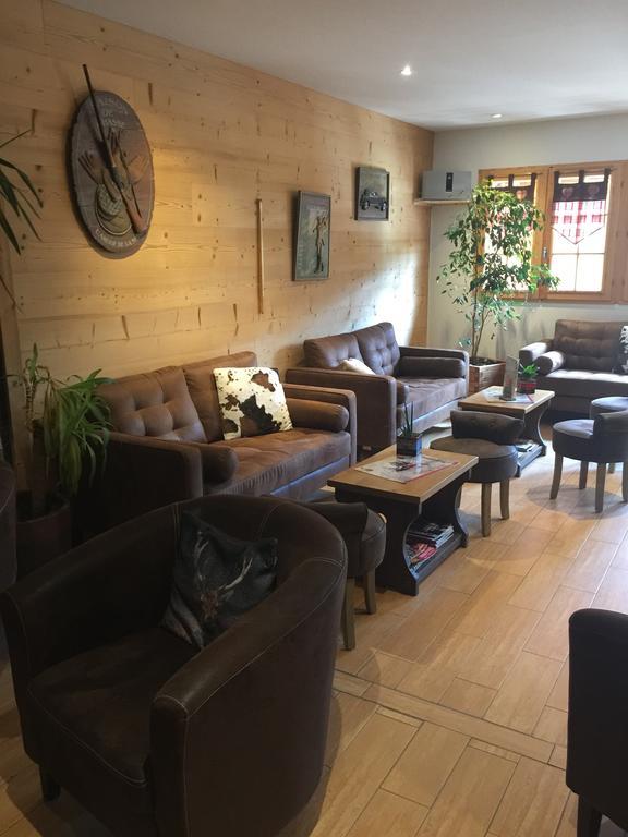 Montana Chalet Hotel & Spa Le Sauze Exterior photo